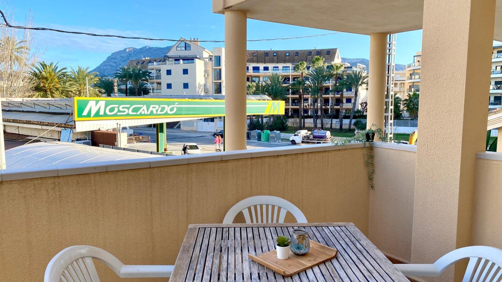 Apartamentos Carlton Vyb Дения Екстериор снимка
