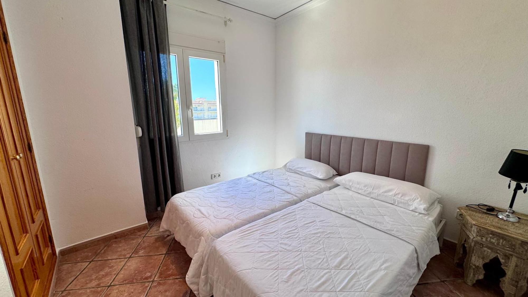 Apartamentos Carlton Vyb Дения Екстериор снимка