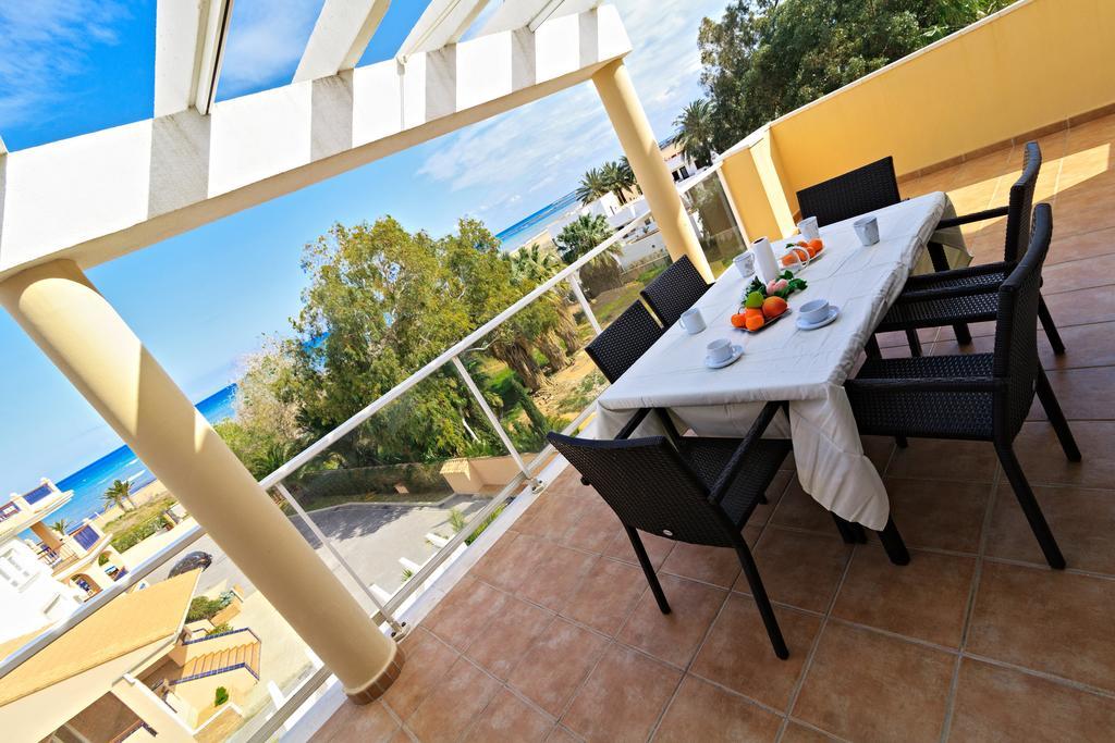 Apartamentos Carlton Vyb Дения Екстериор снимка